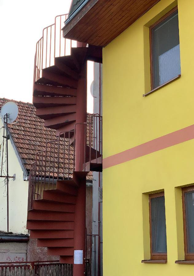 2-Izbovy Apartman Mlynica S Balkonom Eksteriør billede